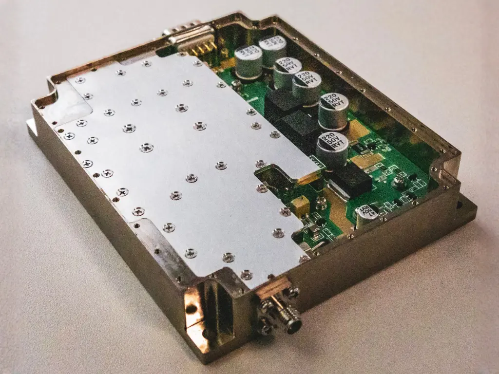 E-REON 1–6 GHz, 20 W RF power amplifier module